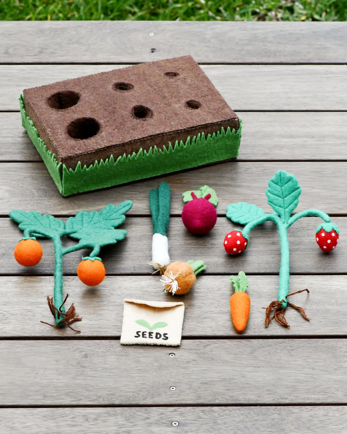 Grow Your Own Garden - Felt Planter Box with Sprouts and Vegetables