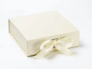 Medium Ivory Luxury Gift box with magnetic closure, and choice of ribbon (12)